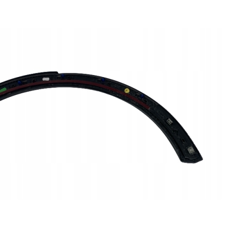 AUDI Q2 LISTWA BŁOTNIKA PRAWA TYŁ 81A853818A