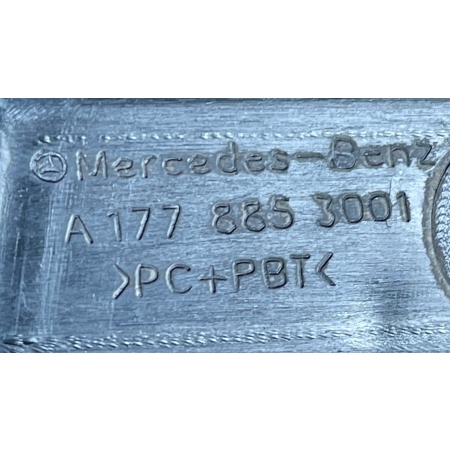 ŚLIZG MOCOWANIE ZDERZAKA PRAWY TYŁ MERCEDES A-KLASA 177 2018 - A1778853001