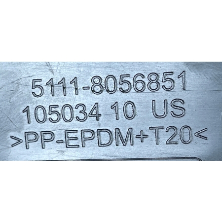 BMW X5 F15 2013 - M-PAKIET KRATKA PRAWA ZAŚLEPKA ZDERZAKA PRZÓD 8056851