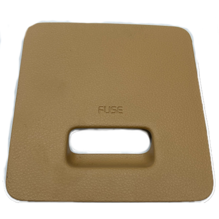 B3 KIA CARNIVAL IV 2020 - LEWA OSŁONA ZAŚLEPKA BEZPIECZNIKÓW R0847-53010