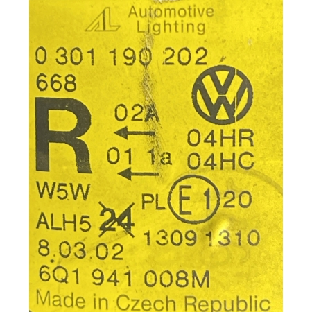 VW POLO IV 4 01-05 LAMPA PRZÓD PRAWA 6Q1941008M