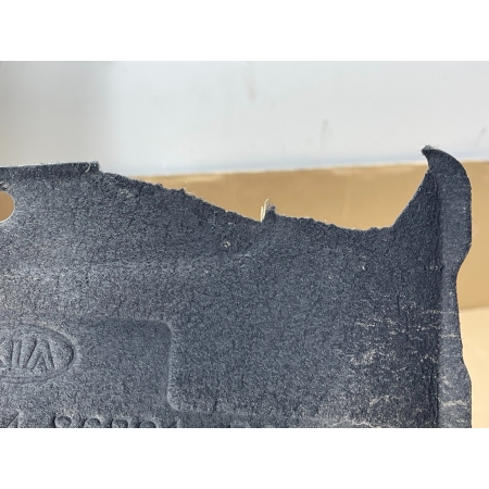 B3 KIA CARNIVAL IV 2020 - NADKOLE LEWE TYŁ TYLNE 86821-R0000