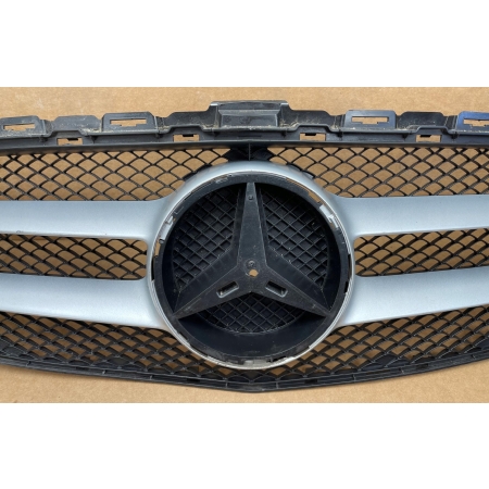 MERCEDES C-KLASA W205 2014 - ATRAPA GRILL A2058800783