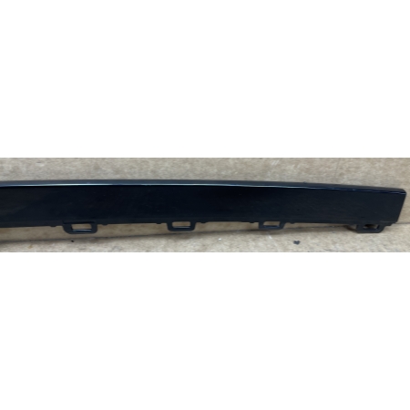 AUDI A1 S-LINE LISTWA ZDERZAKA TYŁ ŚRODKOWA  82A807644