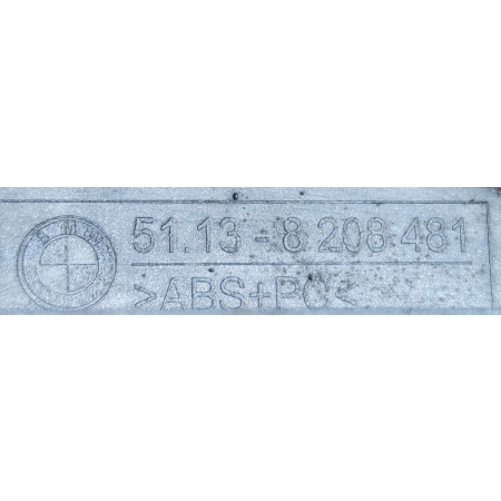 LISTWA POD LAMPE LEWA PRZÓD BMW E46 8208481