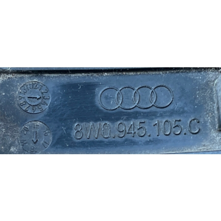 AUDI A4 B9 2015 - ODBLASK LEWY TYŁ TYLNY ORYGINALNY 8W0945105C