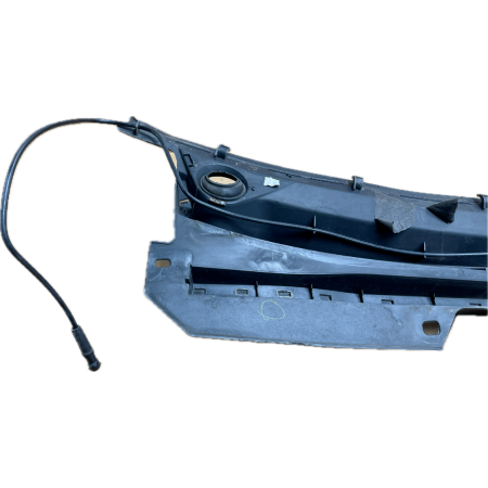 O2 CADILLAC ESCALADE IV 2014 - PODSZYBIE PLASTIKOWE GM ORYGINAŁ 23454606