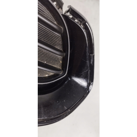 TOYOTA BZ4X KRATKA ZDERZAKA ŚRODKOWA CZARNA 53112-42360