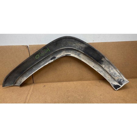 K90 VW AMAROK LIFT LISTWA BŁOTNIKA PRAWY PRZÓD 2HH853718