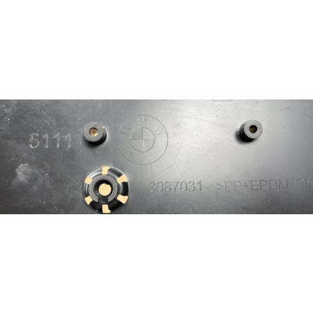 BMW X3 G45 2024 - M-PAKIET PODKŁADKA TABLICY REJESTRACYJNEJ PRZÓD  8087031