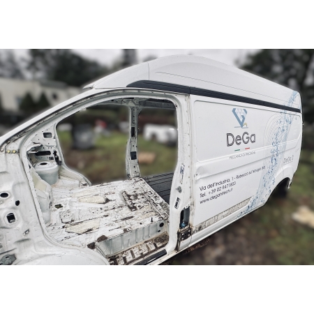 B2 FORD TRANSIT CUSTOM 2013 - LEWY  BOK POSZYCIE ĆWIARTKA TYŁ L2H2