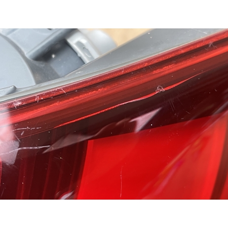 61 BMW 2 F22 F23 LAMPA PRAWA TYŁ TYLNA 7295424 17.11.15