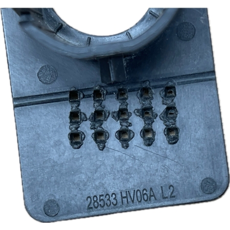 K54 NISSAN QASHQAI II LIFT MOCOWANIE KOSZYKI ZAŚLEPKA PDC TYŁ 85022-HV20H