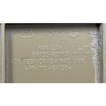 B3 KIA CARNIVAL IV 2020 - LEWA OSŁONA ZAŚLEPKA DESKI KONSOLI 84730-R0000