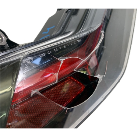 A4 LAMBORGHINI HURACAN LAMPA PRAWA TYLNA TYŁ EU 4T0945096