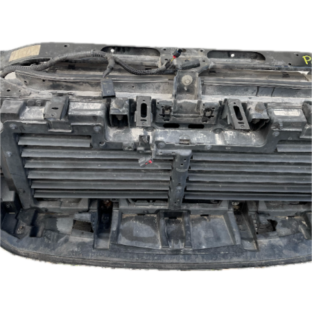 P8 GMC YUKON DENALI XL IV 2015 - 6.2 V8 PAS WZMOCNIENIE CHŁODNICE 84390610