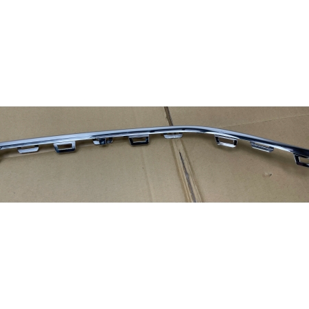 MERCEDES A-KLASA W177 LISTWA CHROM ZDERZAKA PRZÓD A1778855601
