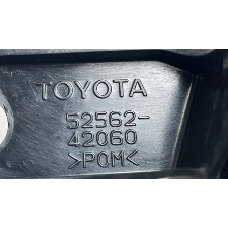 P4 TOYOTA RAV4 V 5 2020 - ŚLIZG ZDERZAKA PRAWY TYŁ MOCOWANIE 52562-42060