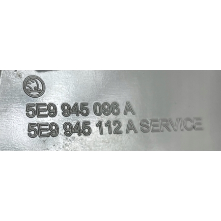 SKODA OCTAVIA III KOMBI 2012 - LAMPA PRAWA TYŁ TYLNA 5E9945096A