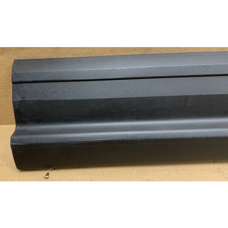 L40 OPEL GRANDLAND II 2024 - PRAWA LISTWA DRZWI PRZÓD 9847689580