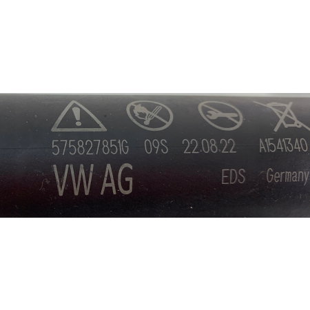 SIŁOWNIK KLAPY TYŁ LEWY SEAT ATECA 575827851G