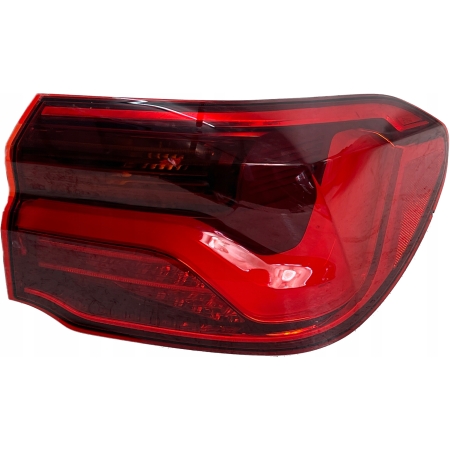 PRAWA LAMPA LED EUROPA BMW X2 F39 7420738
