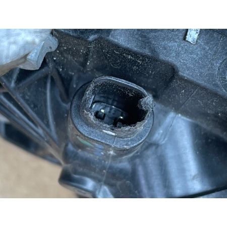 BMW F39 F45 F46 F48 MINI F55 F56 F60 POMPA WODY OBUDOWA TERMOSTATU 8601366