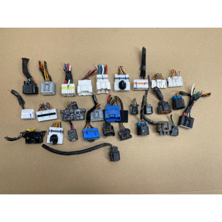 B3 KIA CARNIVAL IV 2020 - KOSTKA WTYCZKA PLUG WIĄZKI PRZEWODÓW ORYGINAŁ