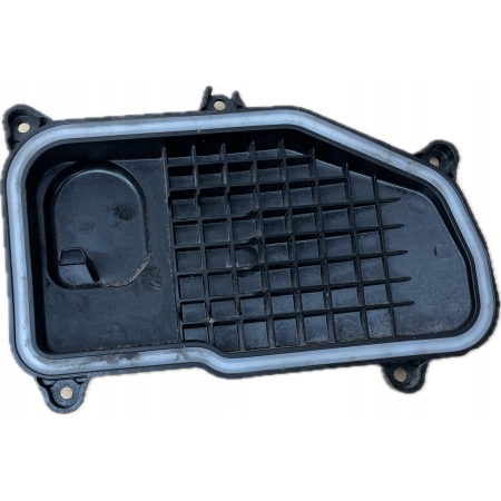 AUDI Q3 8U 2011 - ZAŚLEPKA REFLEKTORA DEKIELEK LAMPY LEWY ZKW 1001001007L