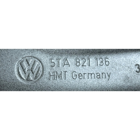 VW TOURAN III 2015 - 5T MOCOWANIE UCHWYT BŁOTNIKA PRZÓD PRAWY 5TA821136