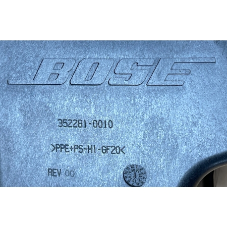 O2 CADILLAC ESCALADE IV 2014 -  TUBA GŁOŚNIK SUBWOOFER GM BOSE 22818981