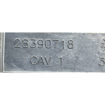 O2 CADILLAC ESCALADE IV 2014 -  6.2 LICZNIK EKRAN ZEGARY LCD 84225111