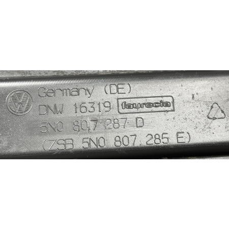 VW TIGUAN 5N 2011 - 2016 PODKŁADKA TABLICY REJESTRACYJNEJ PRZÓD 5N0807287D