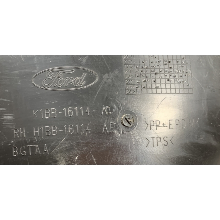 D42 FIESTA MK8 VIII NADKOLE PRAWE PRZÓD PRZEDNIE  K1BB-16114-AE