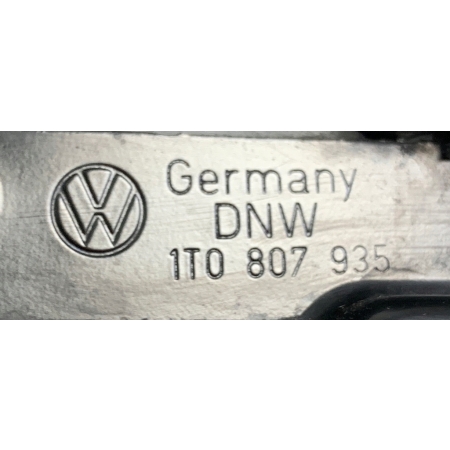 ŚLIZG ZDERZAKA LEWY PRZÓD VW TOURAN 1T0807049