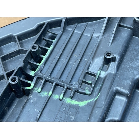 MERCEDES A-KLASA 177 LAMPA PRAWA PRZÓD KLOSZ SZKŁO A1779062200 14.04.22