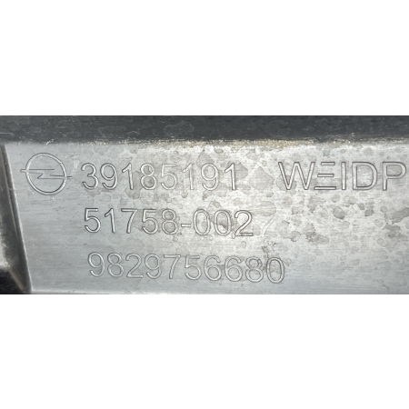 OPEL CORSA F 2019 - KIEROWNICA POWIETRZA OSŁONA PASA 39185191 9829756680