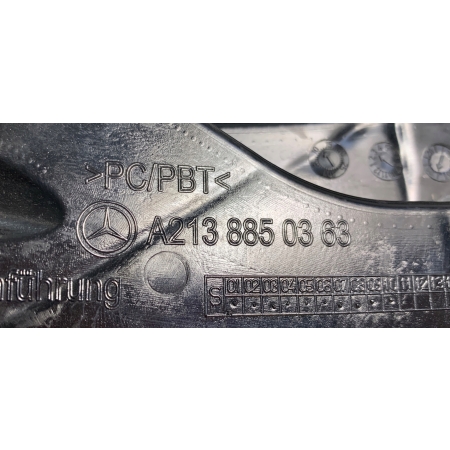 ŚLIZG ZDERZAKA LEWY TYŁ MERCEDES E-KLASA 213 KOMBI A2138850363