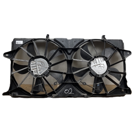 P8 GMC YUKON XL DENALI IV 2015 - 6.2 V8 WENTYLATORY CHŁODNICY 84390610