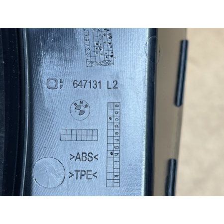 BMW 1 F40 OSŁONA RYNIENKA LAMPY LEWA TYŁ 7450665