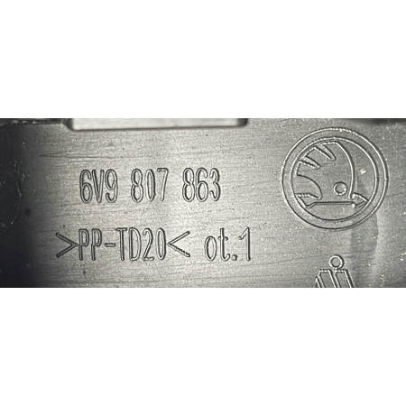 SKODA FABIA III 3 KOMBI ŚLIZG LEWY TYŁ MOCOWANIE 6V9807863