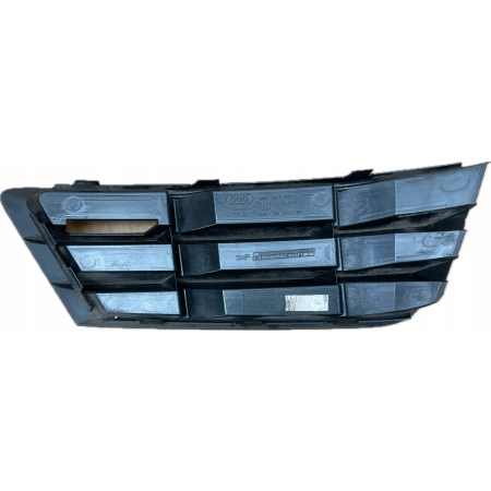 AUDI A4 B9 KRATKA LEWA ZDERZAKA PRZÓD 8W0807681