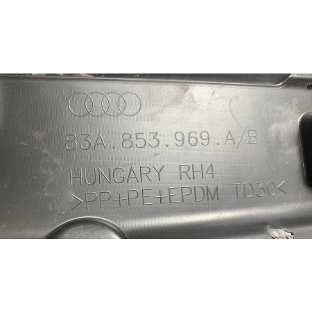 K43 AUDI Q3 II 83A LISTWA DRZWI LEWY TYŁ 83A853969A