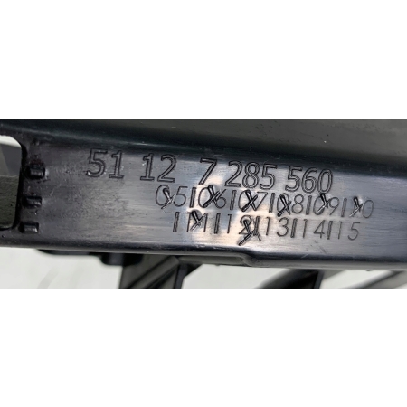 BMW 3 F32 F33 F36 ŚLIZG MOCOWANIE ZDERZAKA TYŁ ŚRODKOWY  7285560