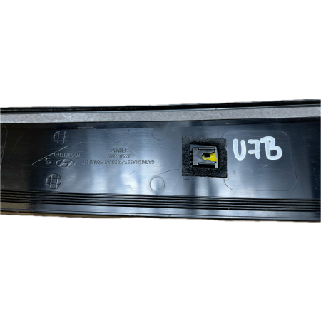 HYUNDAI PALISADE 2020 - PIONOWA LISTWA DRZWI LEWY PRZÓD 82250-S8000