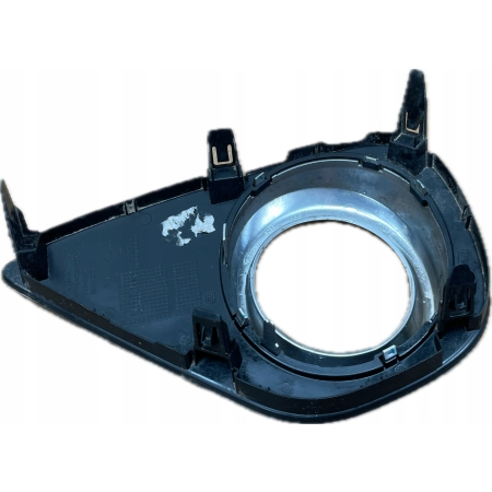 TOYOTA YARIS III LIFT 2014 - KRATKA PRAWA ZDERZAKA PRZÓD 81481-0D260