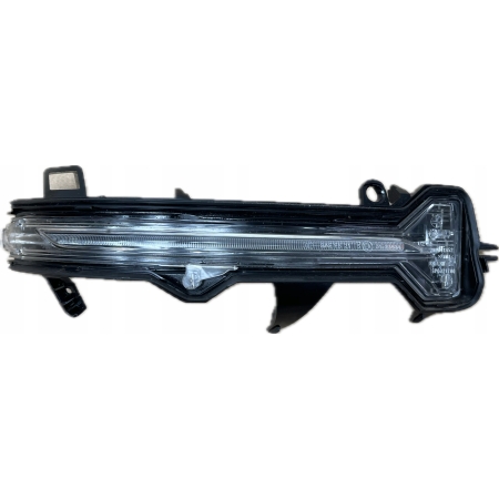 BMW X1 U11 KIERUNKOWSKAZ LUSTERKA PRAWY 5A16106