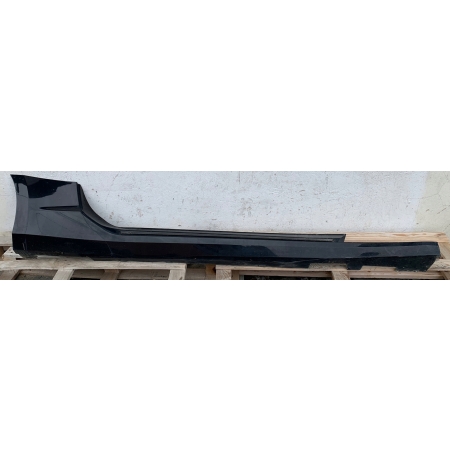 U9 CHEVROLET CAMARO VI 2016 - LISTWA PROGOWA PRAWA GM 23160297