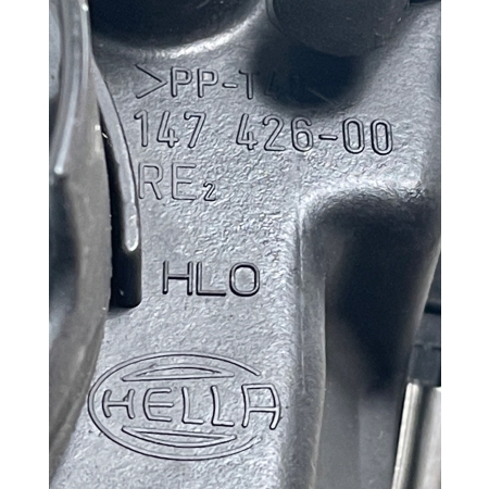 EU ORYGINAŁ LAMPA VW PASSAT B5 PRAWA 147426-00