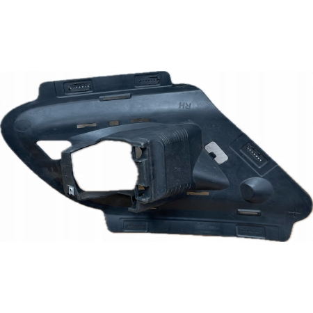 MERCEDES W910 UCHWYT MOCOWANIE ŚLIZG ZDERZAKA PRAWY PRZÓD A9108260300